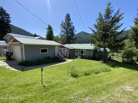 207 W Seventh St, Silverton, ID 83867
