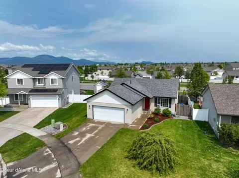 3889 W Linneatus, Coeur D'alene, ID 83815