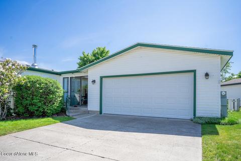 1266 W Linwood Dr, Hayden, ID 83835