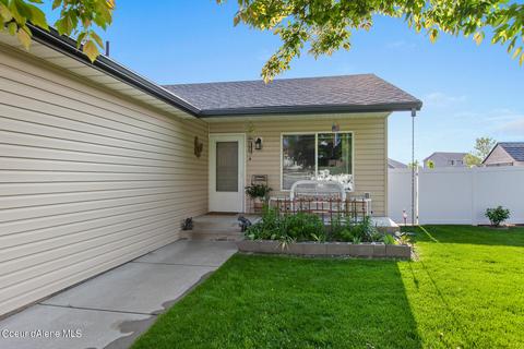 2710 E Thrush Dr, Post Falls, ID 83854 photo 3