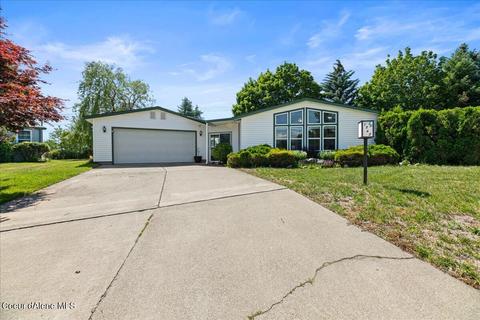 1563 W Rosewood Ct, Hayden, ID 83835