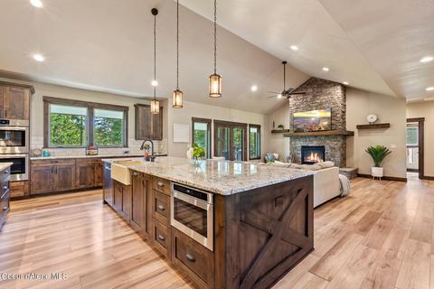 12671 N Walden Loop, Rathdrum, ID 83858 photo 12