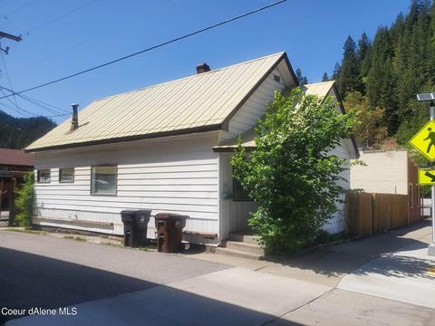 208 Fifth St, Wallace, ID 83873