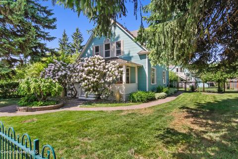 1009 Ruth Ave, Sandpoint, ID 83864