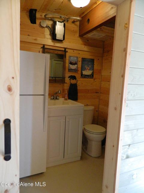 75 Bogie Ln, Blanchard, ID 83804 photo 14
