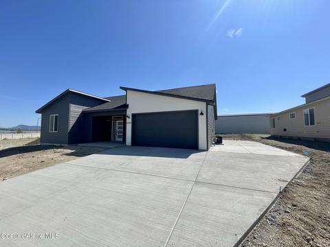 6646 Portrush Dr, Rathdrum, ID 83858