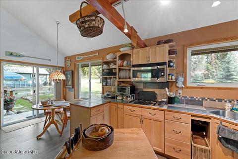 471 Circle Dr, Hope, ID 83836 photo 8