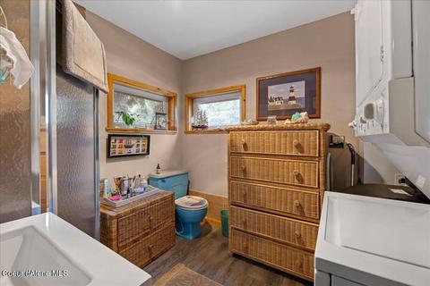 471 Circle Dr, Hope, ID 83836 photo 5