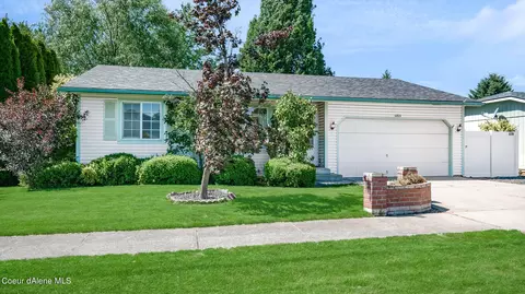 1203 E Singing Hills Dr, Post Falls, ID 83854