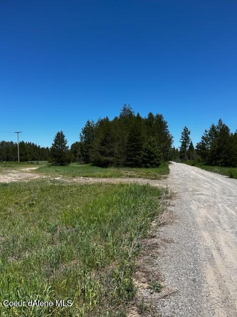 Nna 1st Street, Athol, ID 83801