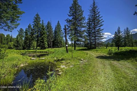 Nna Lone Cedar Lane, Clark Fork, ID 83811
