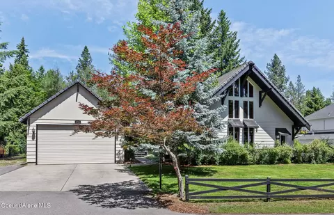 1719 E Finch Rd, Hayden, ID 83835