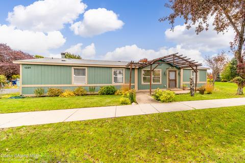 1320 W Aden Ct, Coeur D'alene, ID 83815