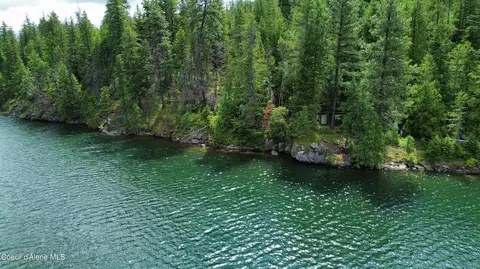 18714 S Spirit Lake Shr, Spirit Lake, ID 83869