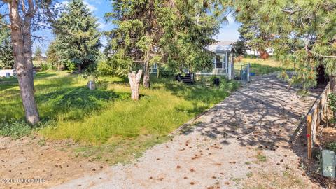 4777 E St Anthony Ln, Post Falls, ID 83854 photo 2