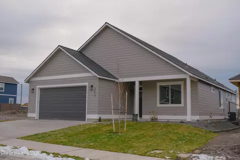 3413 N Blaze Loop, Post Falls, ID 83854