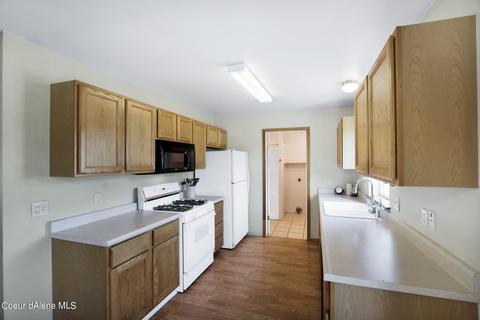 905 E Shasta Ave, Post Falls, ID 83854 photo 3
