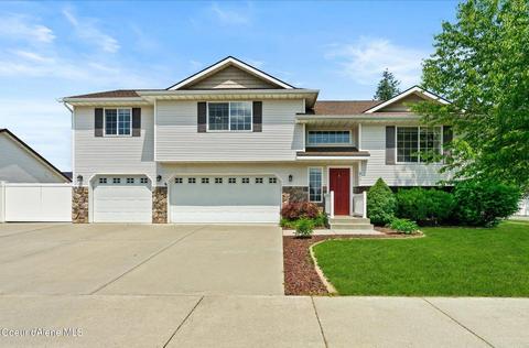 9051 N Fitzue Dr, Hayden, ID 83835