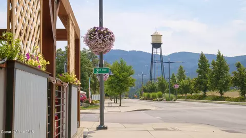 View/Area - 957 E Railroad Ave, Post Falls, ID 83854 photo 7 of 14