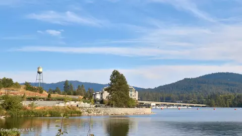 View/Area - 957 E Railroad Ave, Post Falls, ID 83854 photo 6 of 14