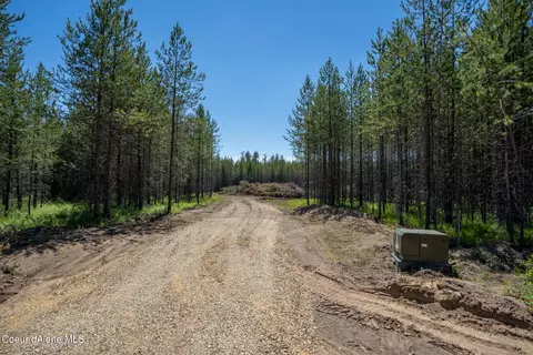 3 Chipakota Lane, Oldtown, ID 83822