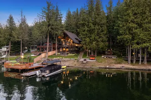 179 Boat Club Rd, Sagle, ID 83860