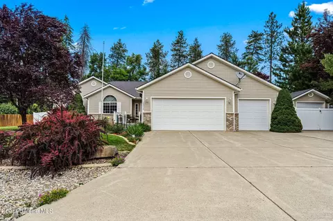 13339 N Ferndale Dr, Hayden, ID 83835