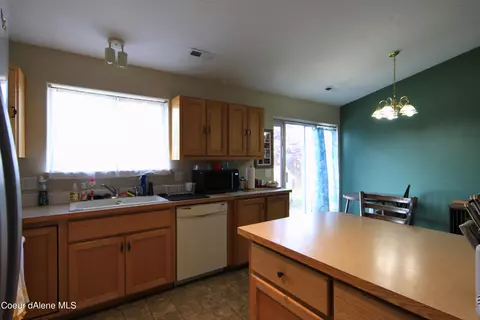 3083 E Lapis Ave, Post Falls, ID 83854 photo 8