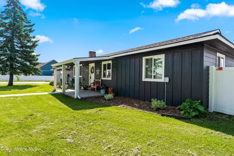 2612 E Bogie Dr, Post Falls, ID 83854 photo 4