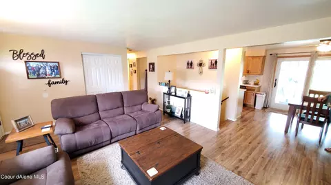 403 E 21st Ave, Post Falls, ID 83854 photo 4