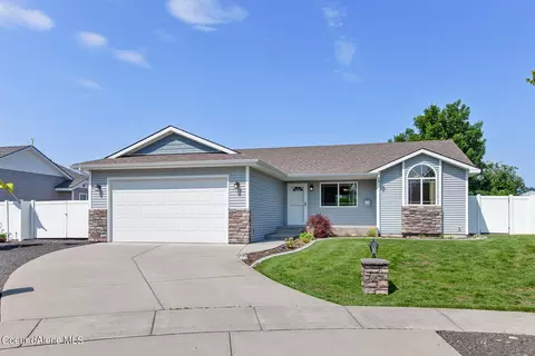 1110 E Triumph Ave, Post Falls, ID 83854