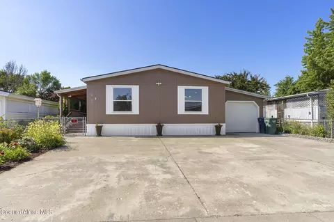 2092 W Oxford Cir, Coeur D'alene, ID 83815