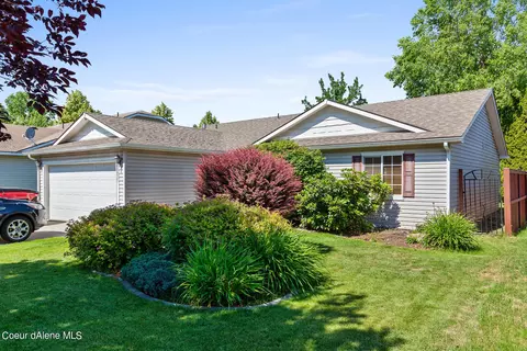 6931 N Louvonne Dr, Coeur D'alene, ID 83815
