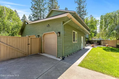 2932 E Black Forest Ave, Post Falls, ID 83854 photo 32