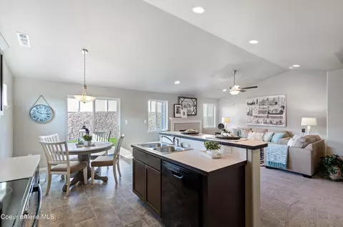 16151 N Hadley Loop, Rathdrum, ID 83858 photo 8