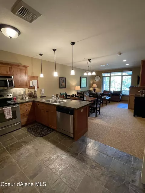 150 Morning Star Dr #182, Kellogg, ID 83837