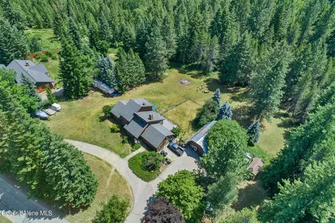 224 Pinecrest Loop, Sandpoint, ID 83864 photo 10