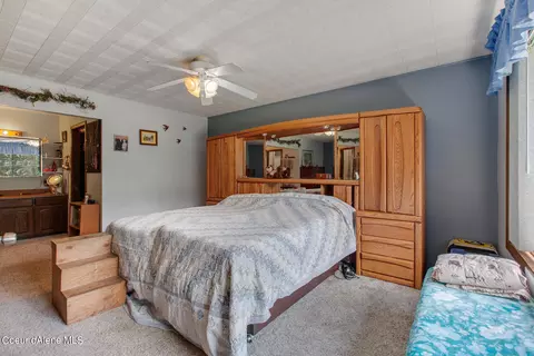 224 Pinecrest Loop, Sandpoint, ID 83864 photo 19