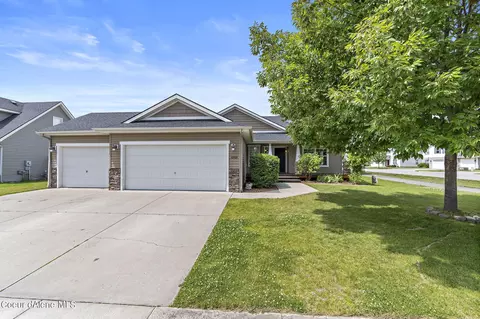 6709 N Harris Hawk Ln, Coeur D'alene, ID 83815