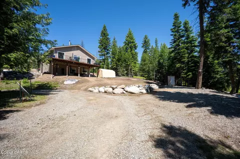 2470 Smith Lake Rd, Bonners Ferry, ID 83805
