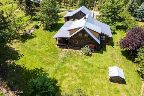 590 Heath Lk, Sagle, ID 83860