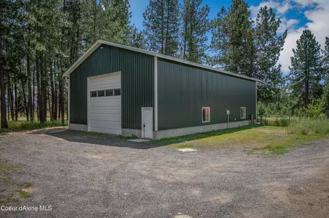 313 W Remington Rd, Athol, ID 83801