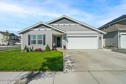 1403 N Minam Loop, Post Falls, ID 83854 photo 1
