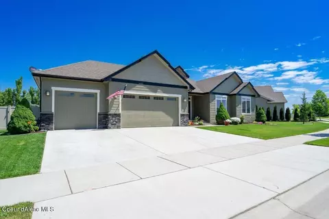 4745 E Alopex Ln, Post Falls, ID 83854 photo 2