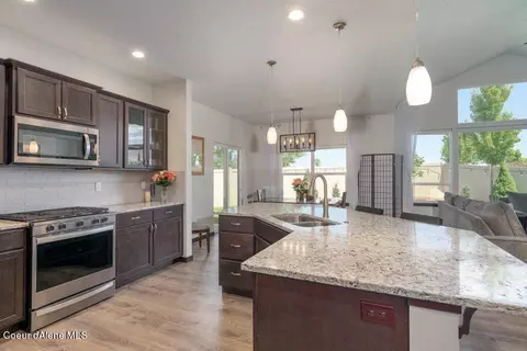 4745 E Alopex Ln, Post Falls, ID 83854 photo 11