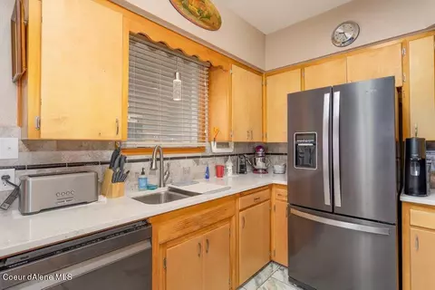 901 Everett Ave, Spokane, WA 99207 photo 8