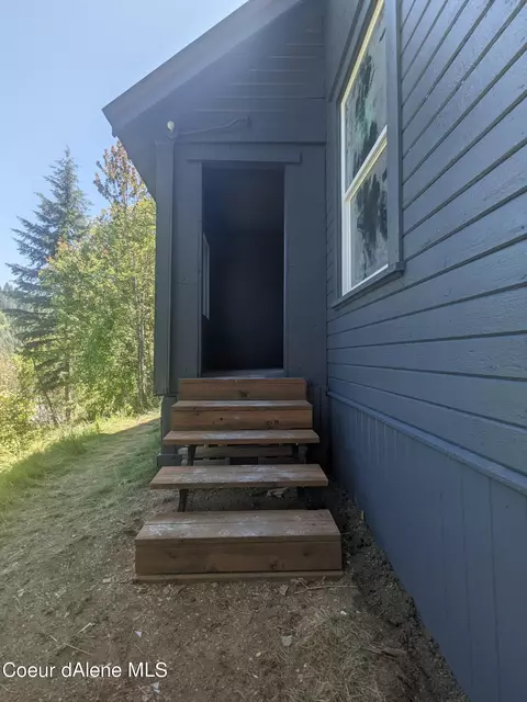 724 Pearl St, Wallace, ID 83873 photo 6