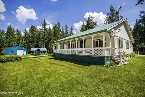631 Y-for Rd, Cocolalla, ID 83813