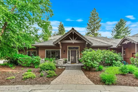 1460 E Woodstone Dr, Hayden, ID 83835
