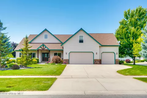 2725 N Howell Rd, Post Falls, ID 83854